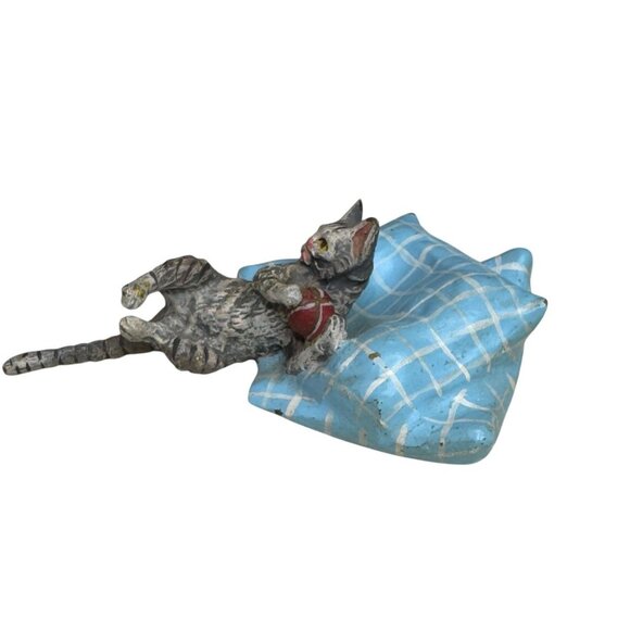 Vintage Franz Bergmann Cold Painted Bronze Cat Playing On Pillow - Picture 6 of 7